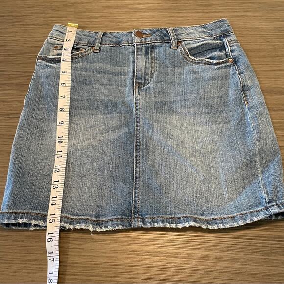 Tillys Ivy & Main Denim Jean Mini Skirt Size 5 - Picture 10 of 10